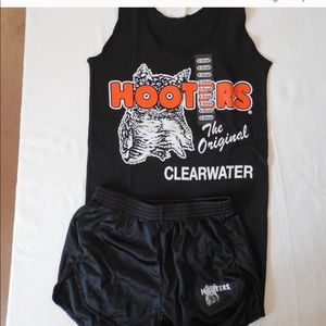 New Medium Hooters Girl Set